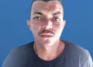 Homem que já foi preso por tráfico volta a ser preso com drogas na cidade do Prado
