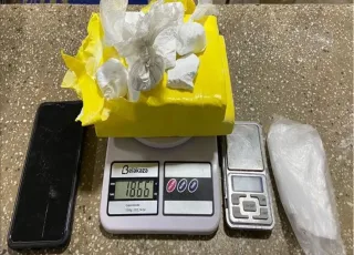 Homem é preso com quase 2 quilos de cocaína em Itanhém