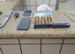 Homem é preso depois de atirar contra veículos em passeata, desacatar a polícia, embriagues ao volante e ameça