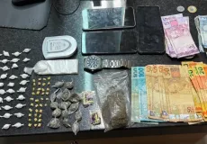 Homem é preso durante ação policial que apreendeu drogas e dinheiro em Eunápolis