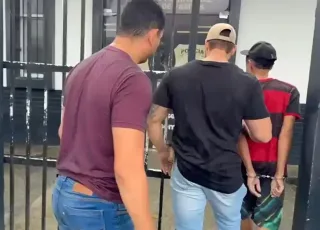 Homem é preso em cumprimento de mandado por condenação por homicídio em Teixeira de Freitas