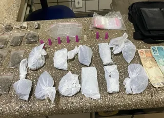 Homem é preso no bairro Novo Prado em Itamaraju por tráfico de drogas