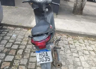 Homem é preso pela PM com moto com sinais de adulteração em Teixeira de Freitas