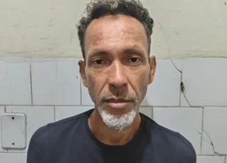 Homem é preso por extorsão contra a própria mãe em Caravelas