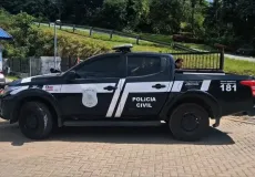 Homem é preso por tentar matar a própria mãe a facadas na Bahia