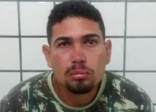 Homem é preso por tentar matar com tiro de espingarda a companheira