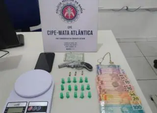 Homem é preso porte ilegal de arma de fogo e tráfico de entorpecentes