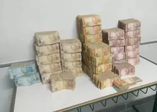 Homem é preso transportando R$ 1 milhão dentro de carro no Sul de MG