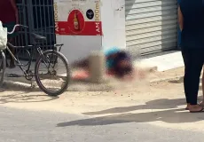 Homem é socorrido para o Costa das Baleias após ser baleado em frente a supermercado em Teixeira de Freitas