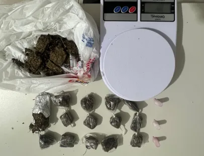 Homem foge para área de mata e abandona sacola com drogas em Itabatã