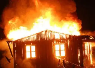 Homem incendeia casa da ex, que estava alugada, e mata inquilino por engano