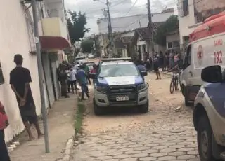 Homem infarta e morre no meio da rua em Teixeira de Freitas