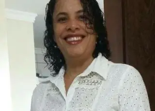 Homem invade Fórum esfaqueia servidora e provoca quebra quebra no interior da Bahia.