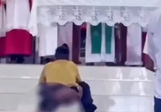 Homem invade igreja e faz necessidades diante de fiéis durante missa em Jeremoabo