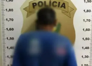 Homem mata sogra e tenta matar enteada a facadas, após não aceitar término do relacionamento