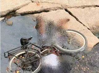 Homem morre após cair de bcicleta dentro de buraco em Itabatã