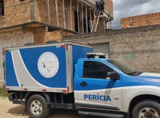 Homem morre após levar choque elétrico em laje no bairro Colina Verde, em Teixeira de Freitas