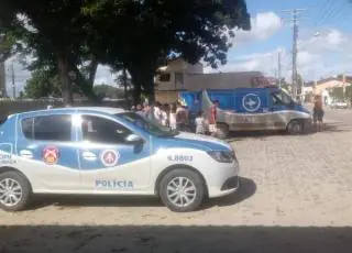 Homem morre com tiro acidental dentro de carro no interior do Prado