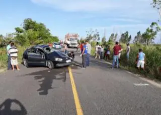 Homem morre em acidente na BA 290 com carro furtado do patrão em Alcobaça