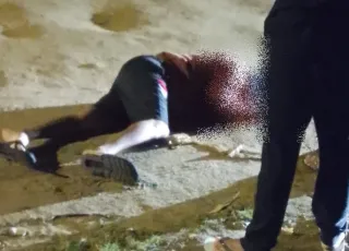 Homem sai de casa após ligação e acaba baleado em Teixeira de Freitas
