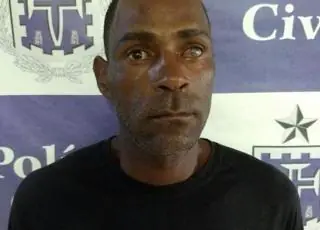Homem tenta matar ex-mulher a facadas e acaba preso no distrito de Santo Antônio