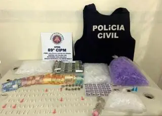 Homens são presos suspeitos de tráfico de drogas no interior de Nova Viçosa