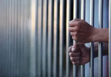 Homicídio contra agente público: Câmara aprova aumento de pena no regime fechado