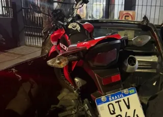 Honda Bros com suspeita de clonagem é apreendida pela Polícia Militar em Teixeira de Freitas