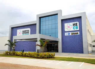 Hospital Estadual Costa das Baleias completa um ano com 92% de aprovação e revoluciona saúde do Extremo Sul baiano