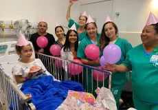  Hospital Estadual Costa das Baleias surpreende crianças internadas com festas de aniversário