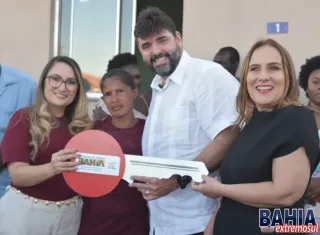 Ibirapuã celebra entrega de 18 novas casas no bairro Toni Pinto