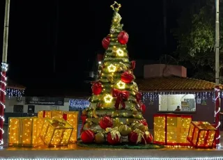 Ibirapuã celebra o espírito natalino com ornamentação especial na Praça Geraldo Chácara
