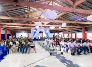 Ibirapuã faz história com o lançamento do Bolsa EJA, iniciativa pioneira que transforma a educação no município