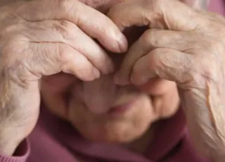 Idosa de 88 anos é brutalmente agredida e agressor com antecedentes criminais é preso em flagrante, no interior de Vereda