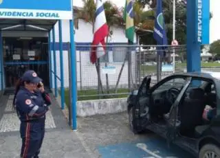 Idosa morre em frente ao INSS ao tentar desbloqueio de aposentadoria