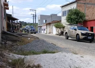 Idoso de 91 anos esfaqueia neto e vizinho durante briga em Itamaraju; um dos feridos morre no hospital