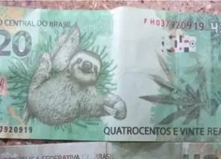 Idoso recebe nota de R$ 420 e dá troco de R$ 320 em Unaí (MG)