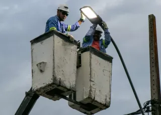 Iluminação modernizada: Prefeitura instala luminárias de LED na Avenida Kaikan