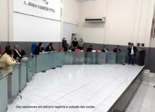 Inelegível: Câmara de Itamaraju rejeita contas de 2018 do prefeito Marcelo Angênica