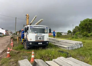 Prado - Iniciada a extensão de energia elétrica no Bairro Alameda do Atlântico