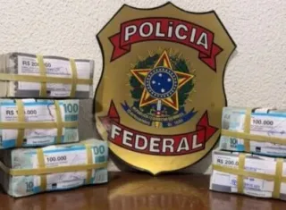 Investigado por lavagem de dinheiro, empresário é preso pela PF com R$ 700 mil em espécie em Porto Seguro