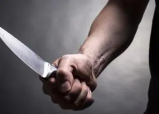 Irmão mata o outro a facadas em briga por pedaço de carne seca e punhado de farinha