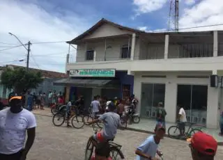 Itabatã: Dono de mercado é baleado em assalto.