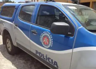 Itamaraju -Vídeo mostra troca de tiros entre policiais e bandidos, um morreu e outro ficou ferido