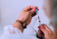 Itanhém recebe pela primeira vez vacina contra o Vírus Sincicial Respiratório (VSR)