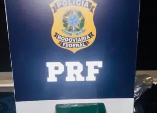 Jequié - Passageiro de ônibus é preso pela PRF transportando cocaína para Pernambuco