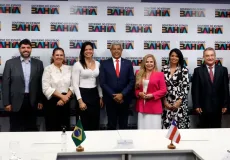 Jerônimo anuncia mudanças no secretariado e em órgãos do Estado em adequação à legislação eleitoral