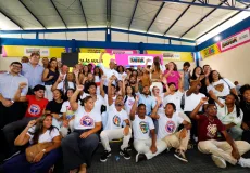 Jerônimo Rodrigues abre ano letivo de 2026 da rede estadual durante inauguração de colégio requalificado em Salvador