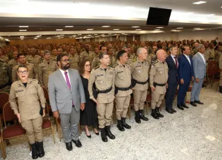 Jerônimo Rodrigues participa de aula inaugural de soldados da PM em Salvador; 1.888 novos policiais serão capacitados até o final de 2025