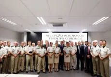 Jerônimo Rodrigues recepciona oficiais da PM promovidos a tenentes-coronéis